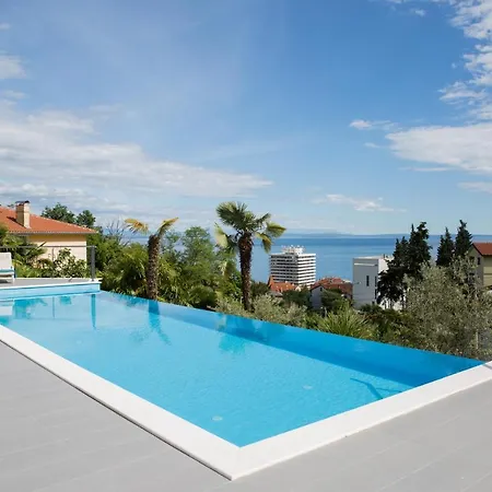 Apartment Laurus 5* Apartament